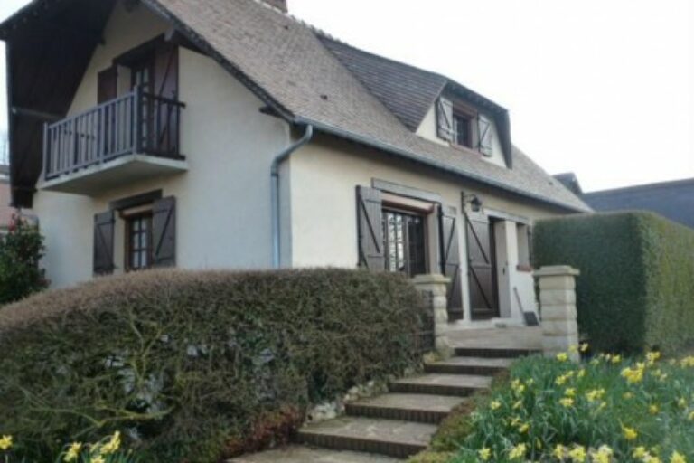 Maison de ville, secteur CORMEILLES