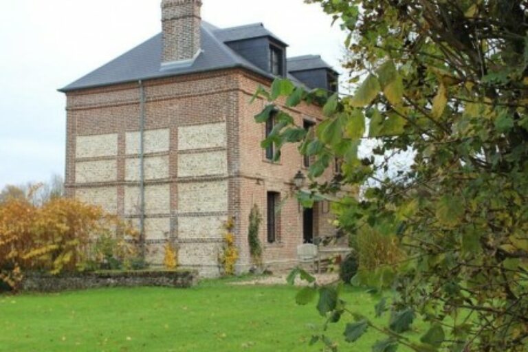 Maison de Maître, secteur CORMEILLES