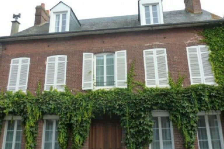 Maison de Maître, secteur CORMEILLES